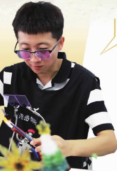 新青年 新业态，年轻的心跳与城市脉搏共振